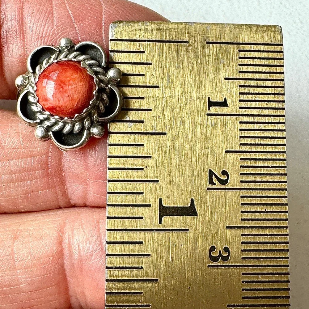 Navajo Flower Ring Red Spiny Oyster Sz 7 Sterling Silver Scalloped Native Amer